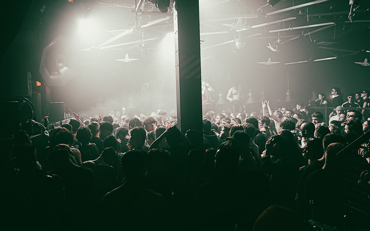 2023 02 04 Airport Clara Cuve 42 2023 02 04 Airport Clara Cuve 42