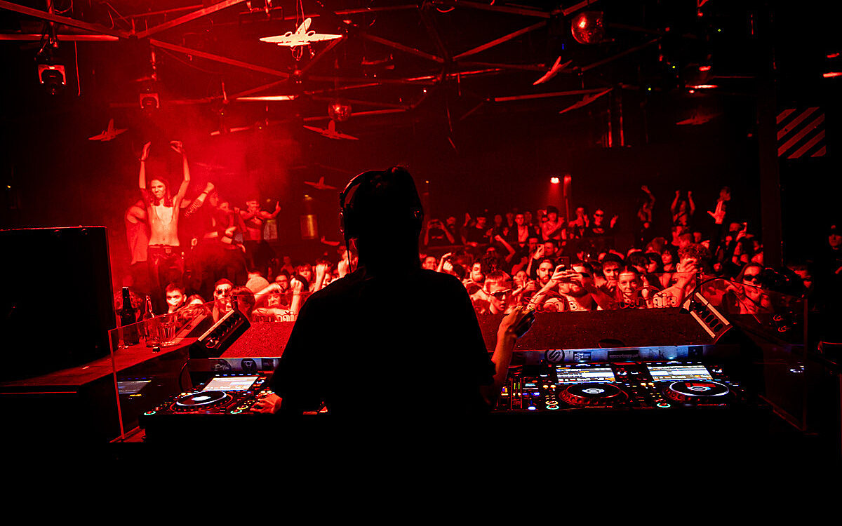 2023 02 04 Airport Clara Cuve 50 2023 02 04 Airport Clara Cuve 50