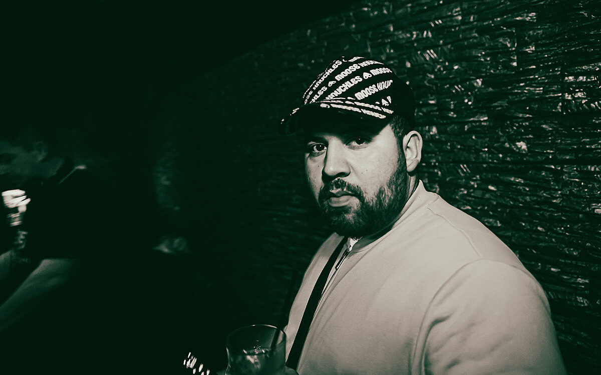 2023 02 11 Airport Neon Night 24 2023 02 11 Airport Neon Night 24