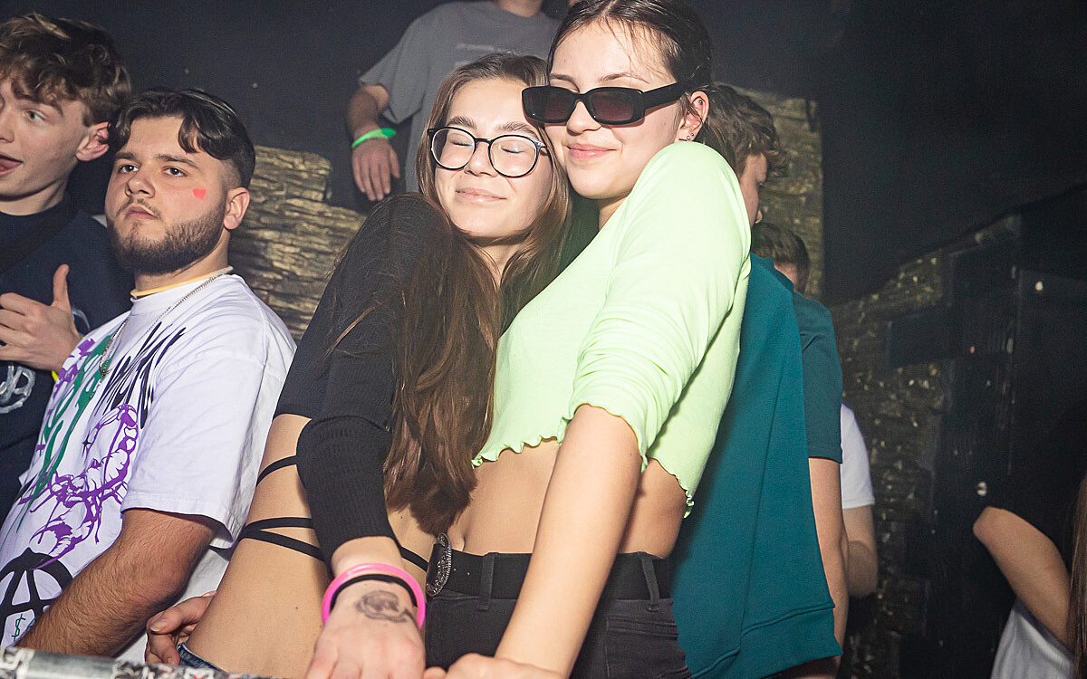 2023 02 11 Airport Neon Night 29 2023 02 11 Airport Neon Night 29