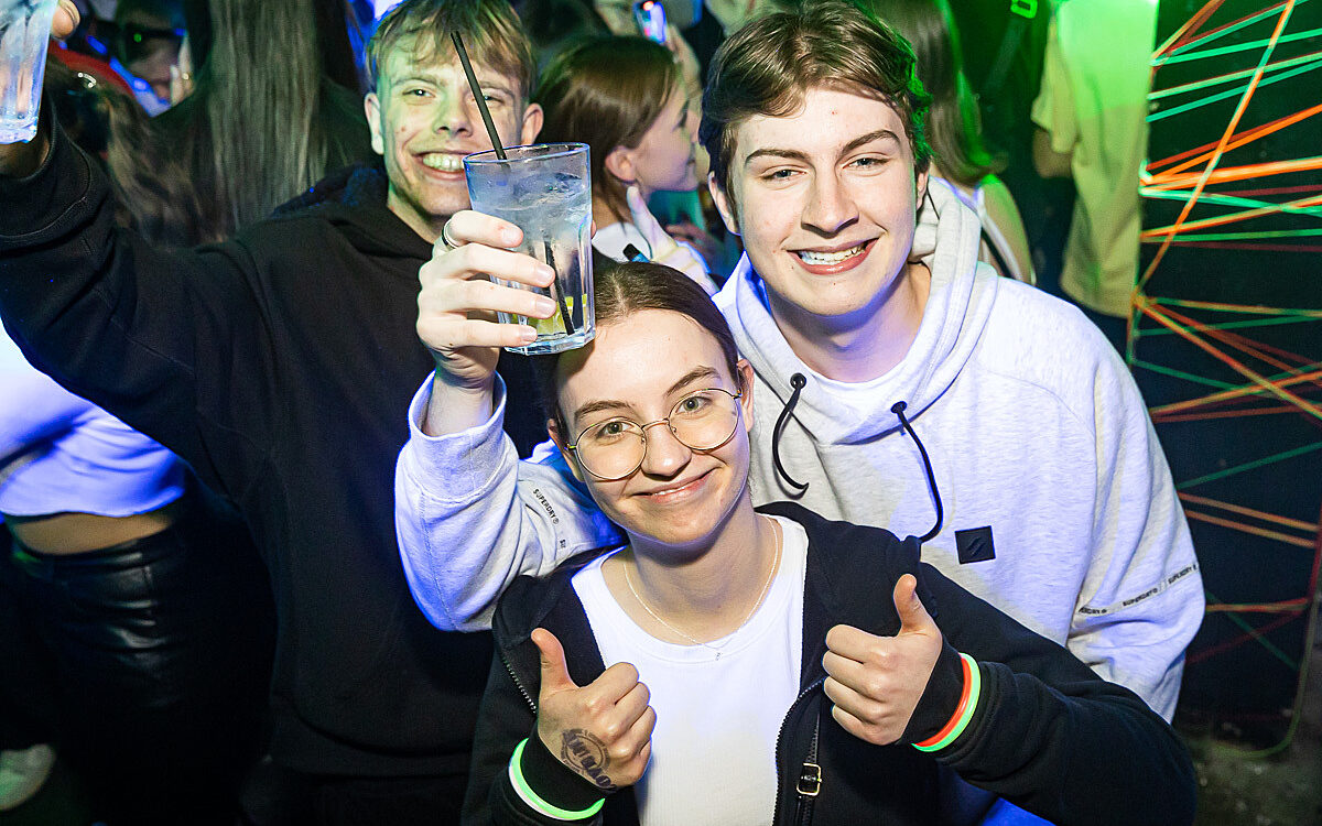 2023 02 11 Airport Neon Night 36 2023 02 11 Airport Neon Night 36