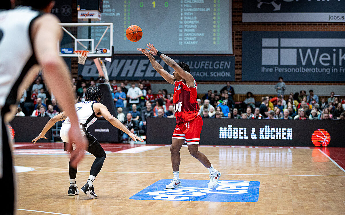 2023 03 17 s Oliver Baskets 12 2023 03 17 s Oliver Baskets 12