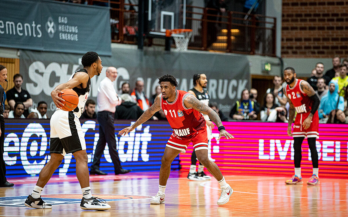 2023 03 17 s Oliver Baskets 18 2023 03 17 s Oliver Baskets 18