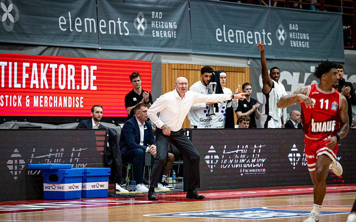 2023 03 17 s Oliver Baskets 19 2023 03 17 s Oliver Baskets 19