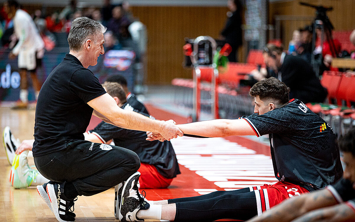 2023 03 17 s Oliver Baskets 4 2023 03 17 s Oliver Baskets 4