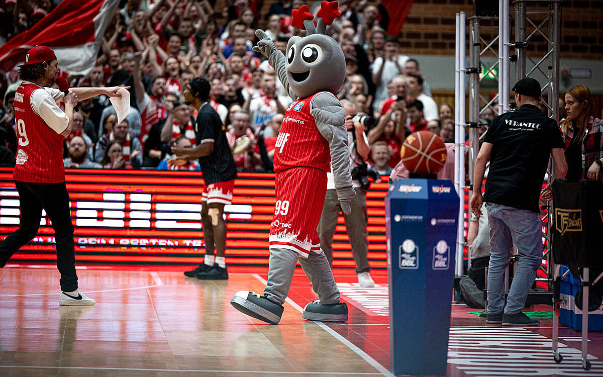 20240330 Wuerzburg Tuebingern 10 20240330 Wuerzburg Tuebingern 10