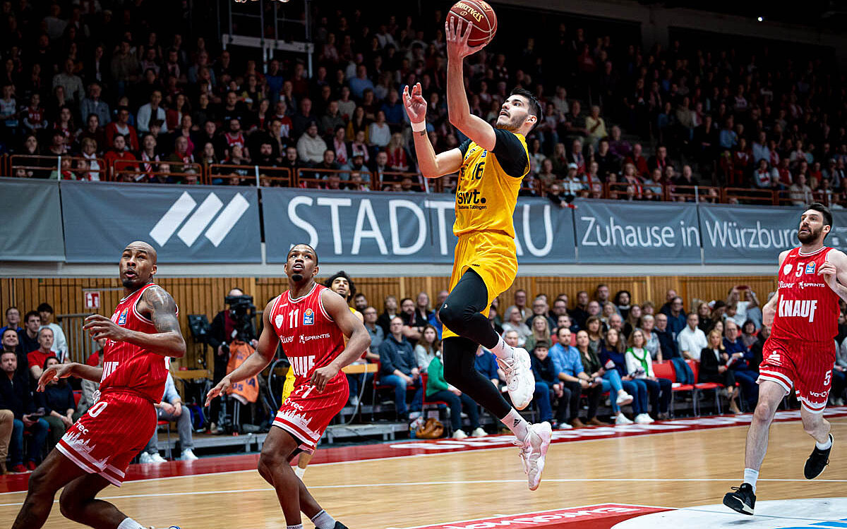 20240330 Wuerzburg Tuebingern 17 20240330 Wuerzburg Tuebingern 17