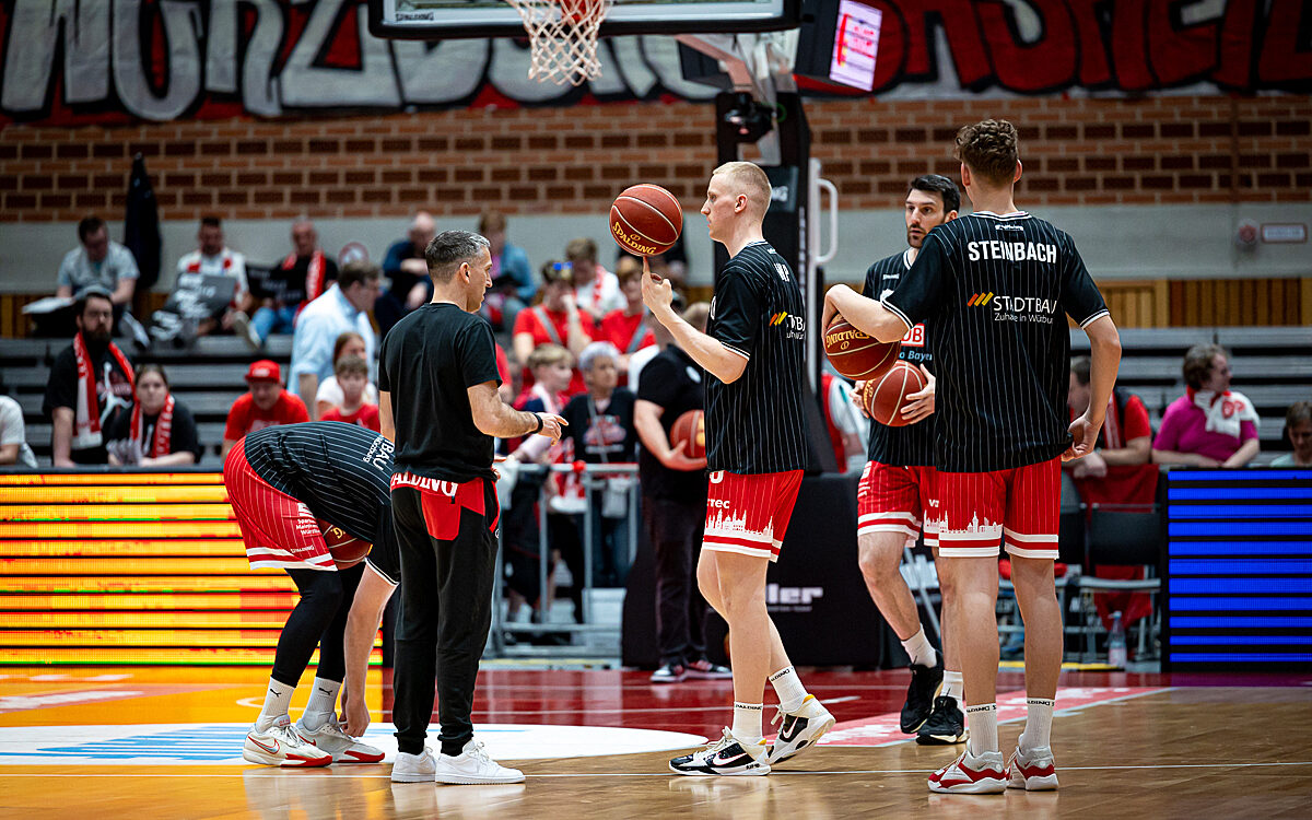 20240414 Wuerzburg Baskers FC Bayern 1 20240414 Wuerzburg Baskers FC Bayern 1