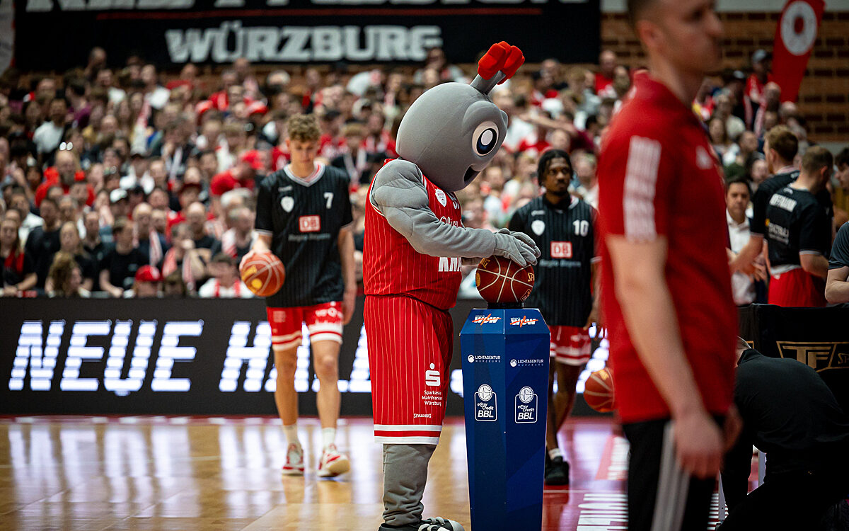 20240414 Wuerzburg Baskers FC Bayern 25 20240414 Wuerzburg Baskers FC Bayern 25