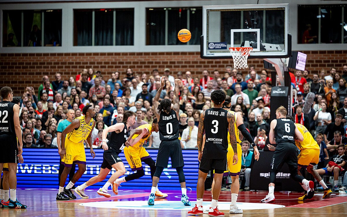 20241001 Fit One Baskets Holon 29 20241001 Fit One Baskets Holon 29