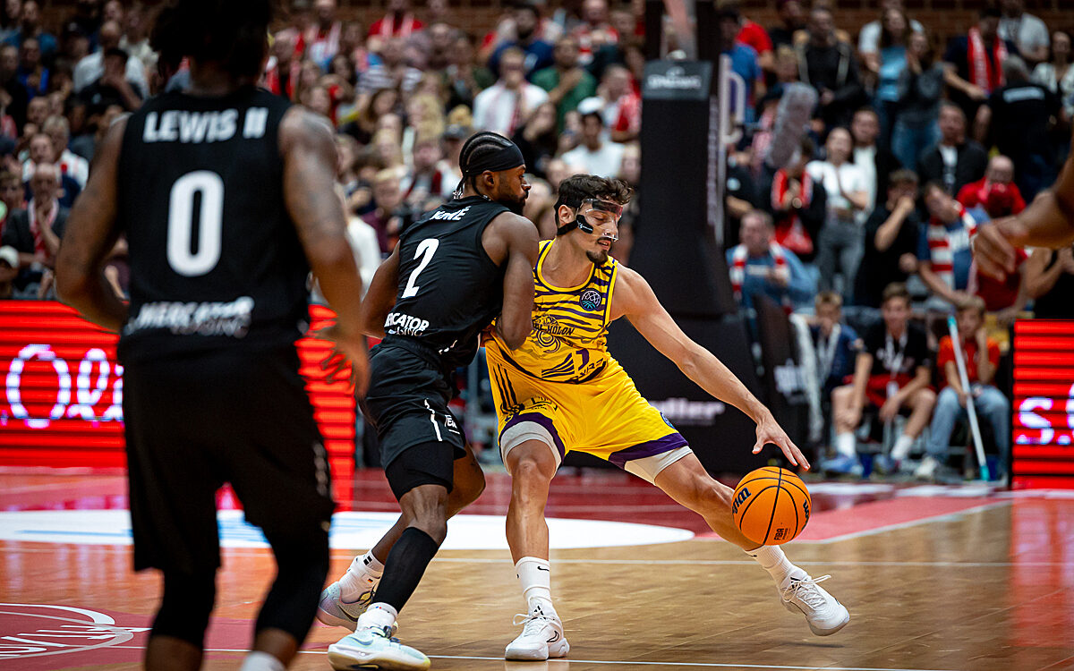 20241001 Fit One Baskets Holon 36 20241001 Fit One Baskets Holon 36