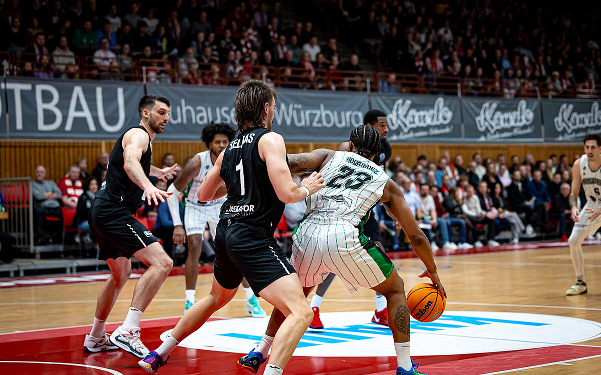 20241106 Wuerzburg Nanterre 31 20241106 Wuerzburg Nanterre 31