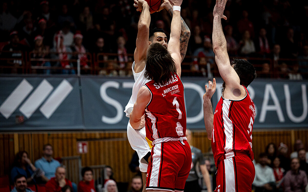 20241221 Wuerzburg Syntainic 17 20241221 Wuerzburg Syntainic 17