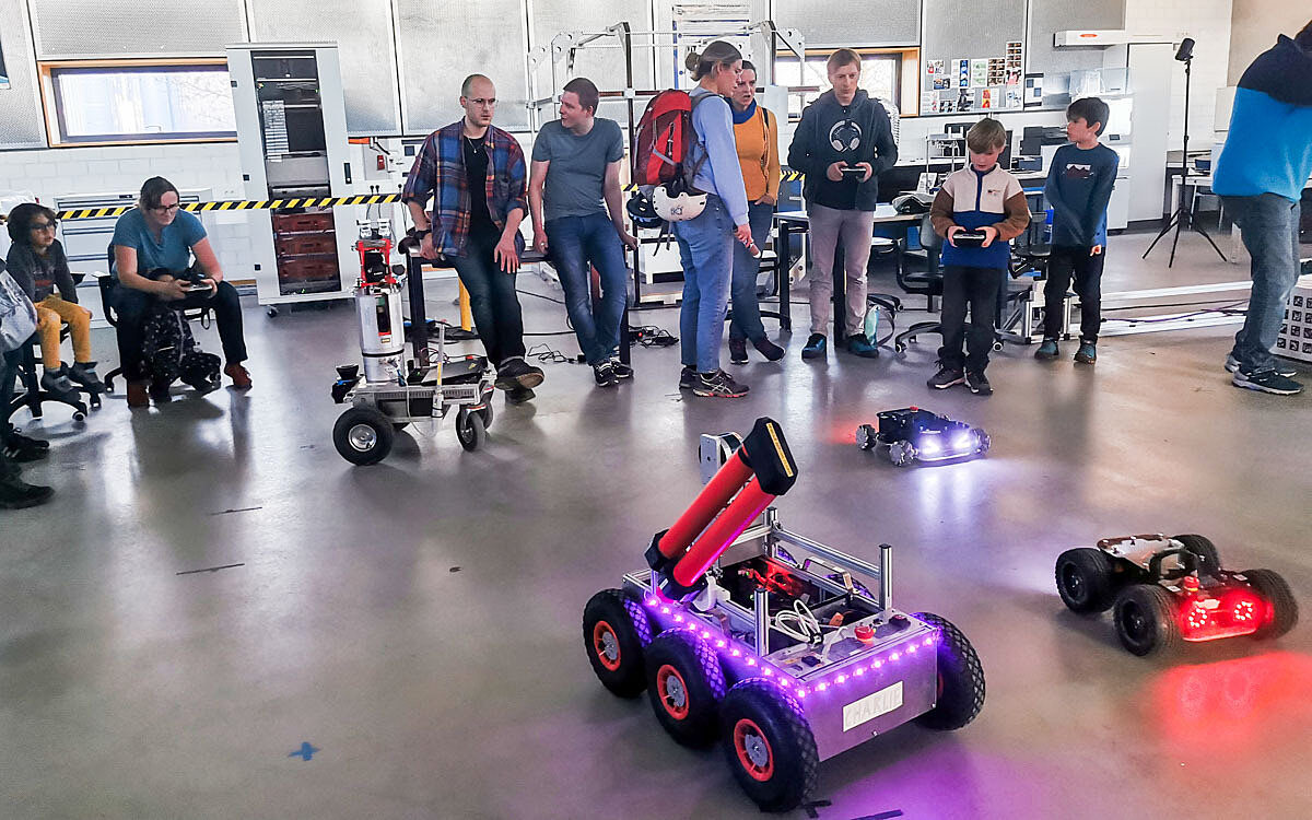 2025 03 28 tag der raumfahrt h 2 2025 03 28 tag der raumfahrt h 2