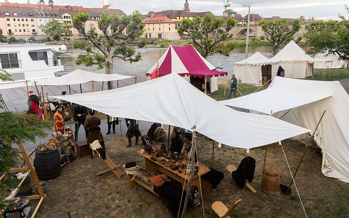 2025 05 23 mitelaltermarkt 1 2025 05 23 mitelaltermarkt 1