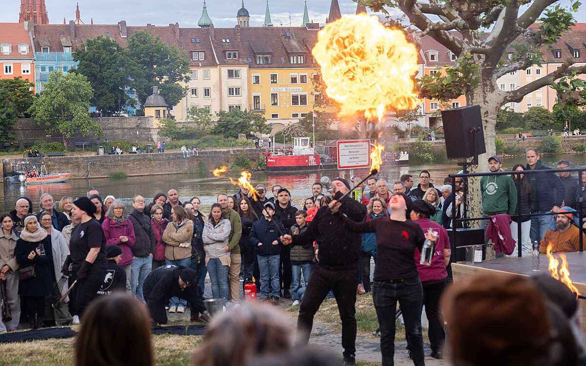 2025 05 23 mitelaltermarkt 23 2025 05 23 mitelaltermarkt 23