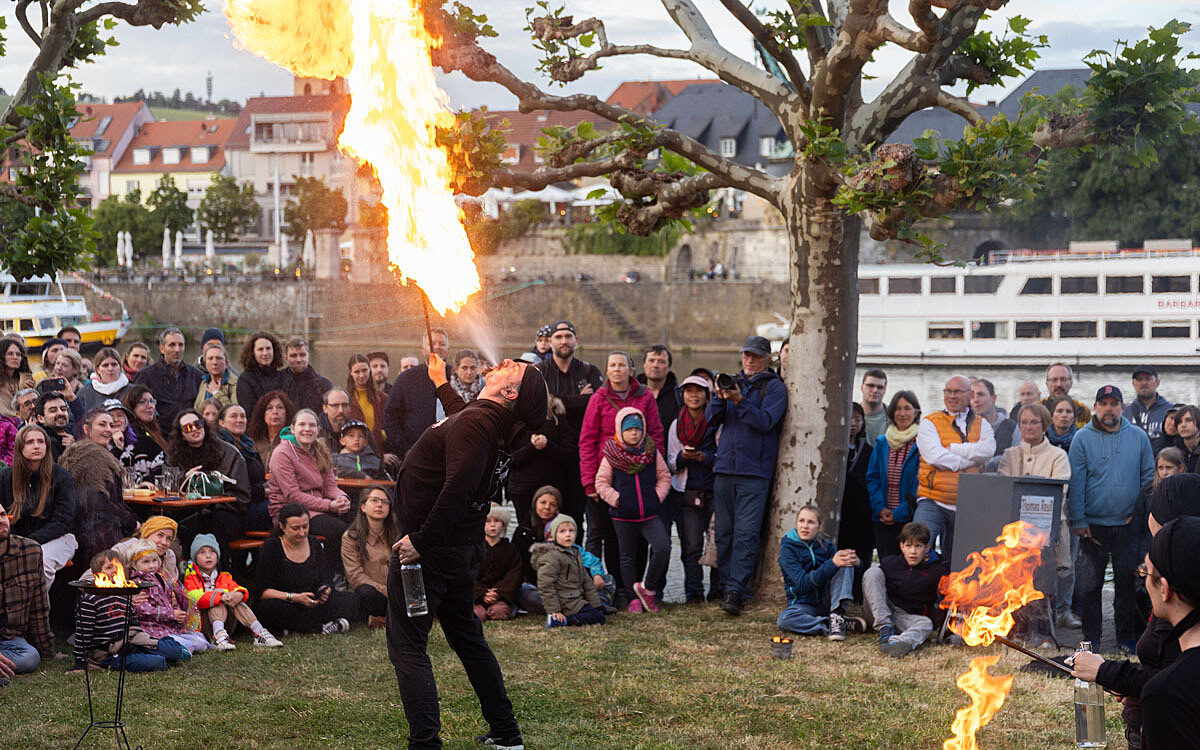2025 05 23 mitelaltermarkt 27 2025 05 23 mitelaltermarkt 27