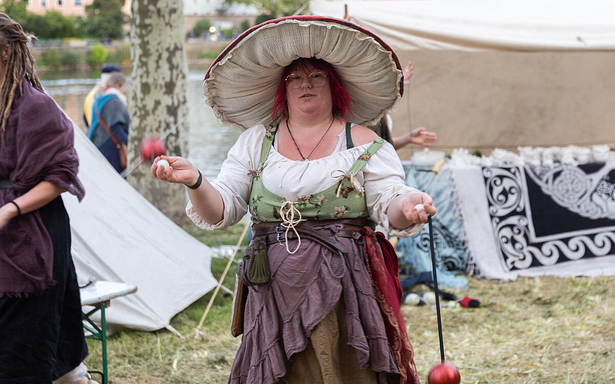 2025 05 23 mitelaltermarkt 38 2025 05 23 mitelaltermarkt 38