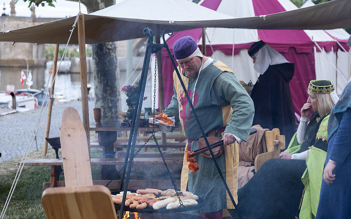 2025 05 23 mitelaltermarkt 50 2025 05 23 mitelaltermarkt 50