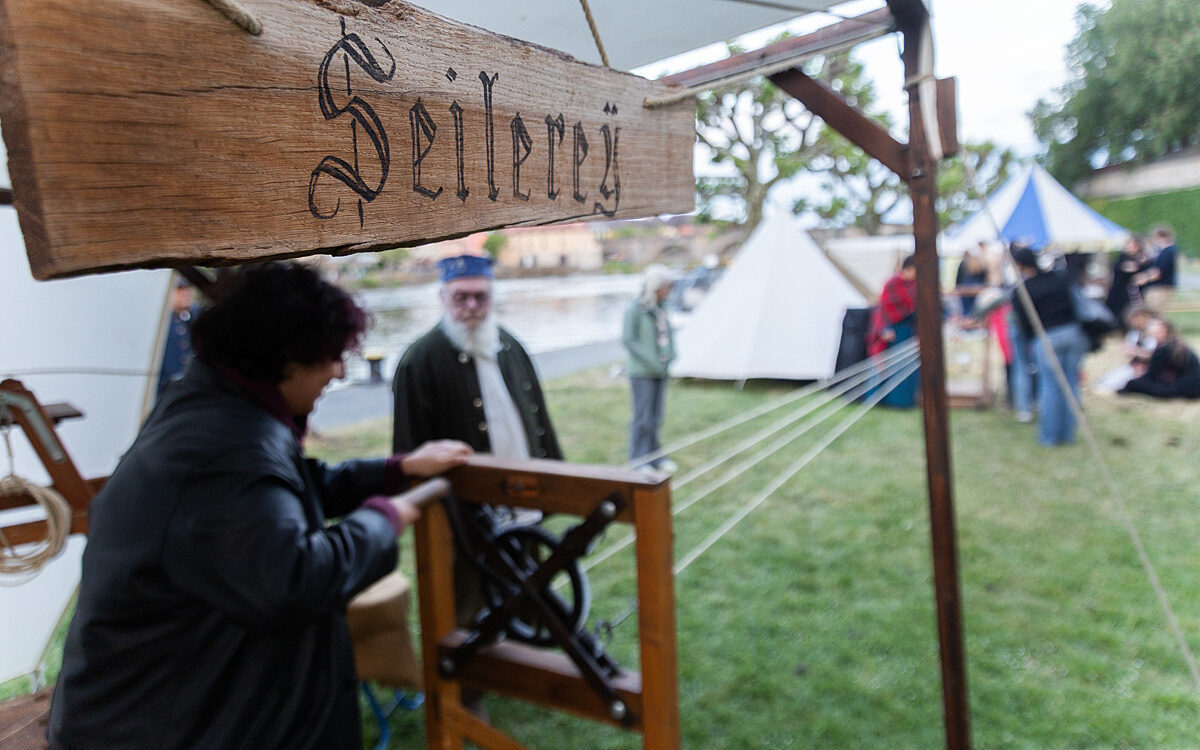 2025 05 23 mitelaltermarkt 55 2025 05 23 mitelaltermarkt 55