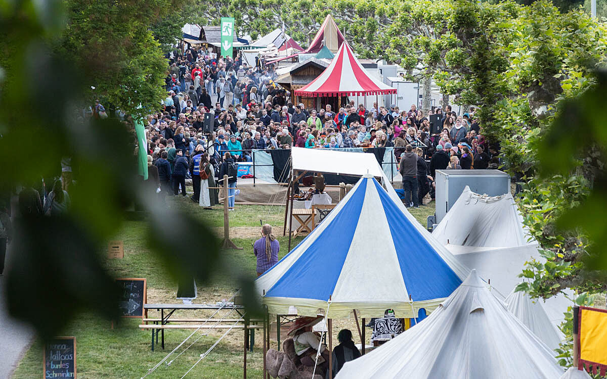 2025 05 23 mitelaltermarkt 7 2025 05 23 mitelaltermarkt 7