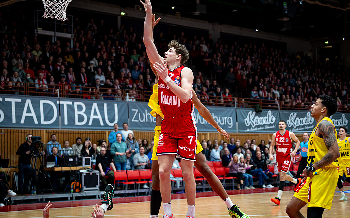 20250201 Wuerzburg Oldenburg 49 20250201 Wuerzburg Oldenburg 49