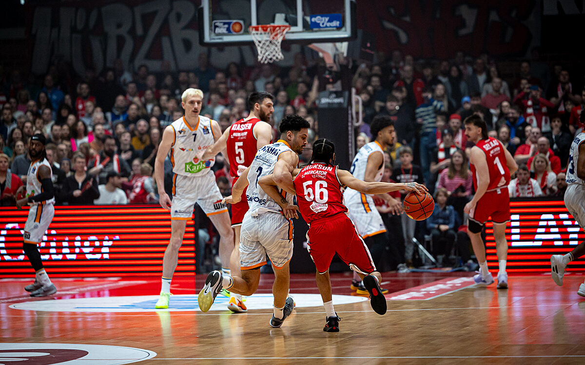 20250209 Wuerzburg Rostock 61 20250209 Wuerzburg Rostock 61