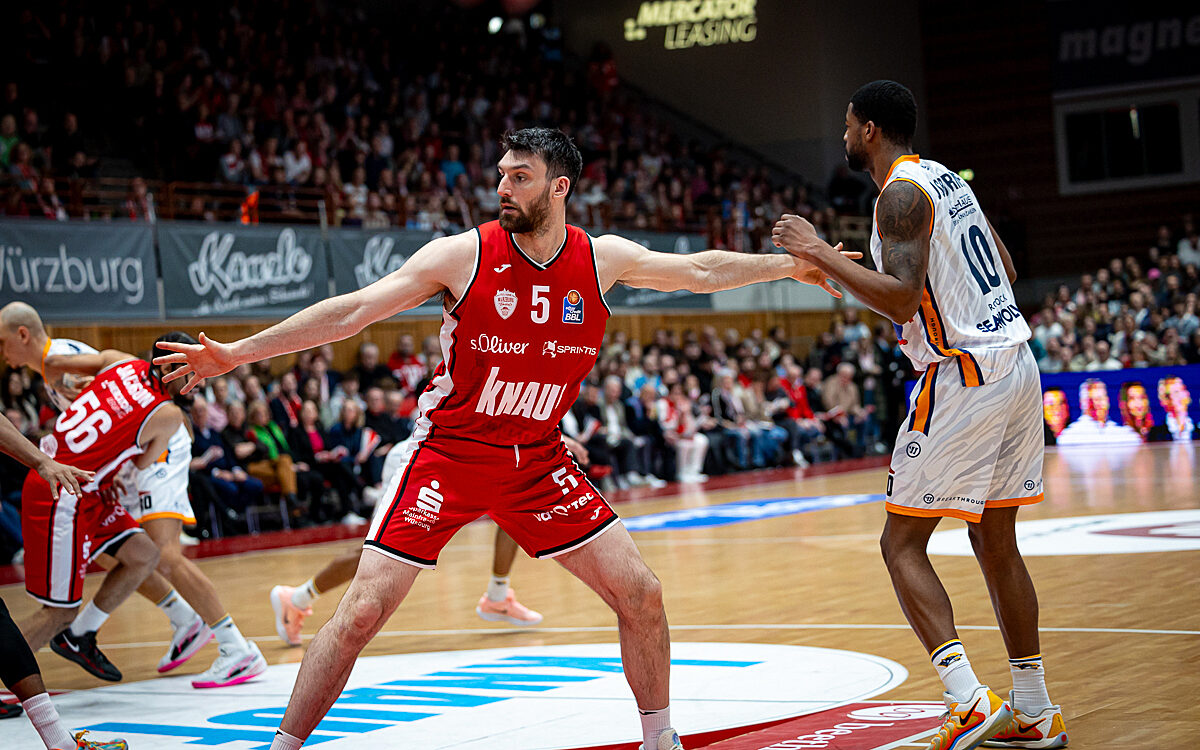 20250209 Wuerzburg Rostock 74 20250209 Wuerzburg Rostock 74