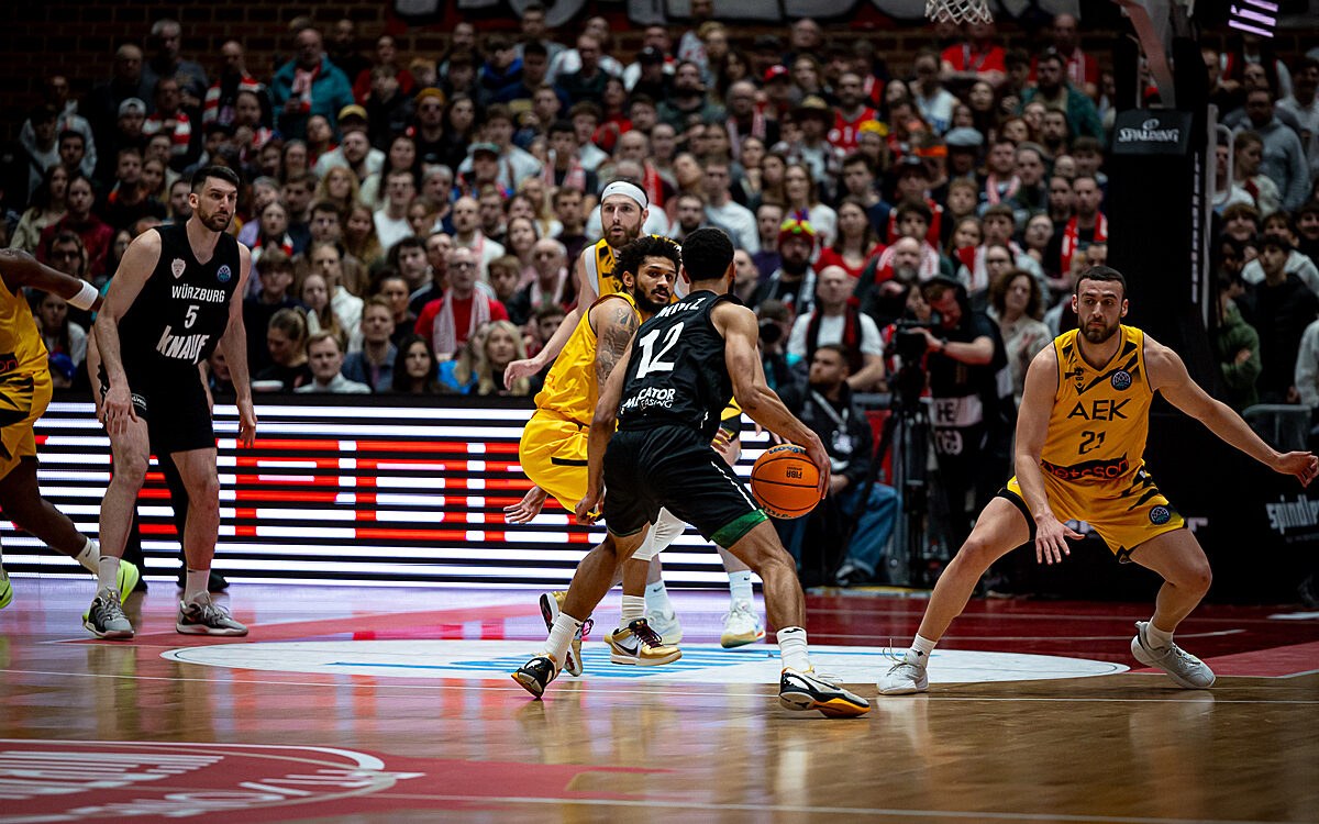 20250304 Wue Baskets Athen 15 20250304 Wue Baskets Athen 15