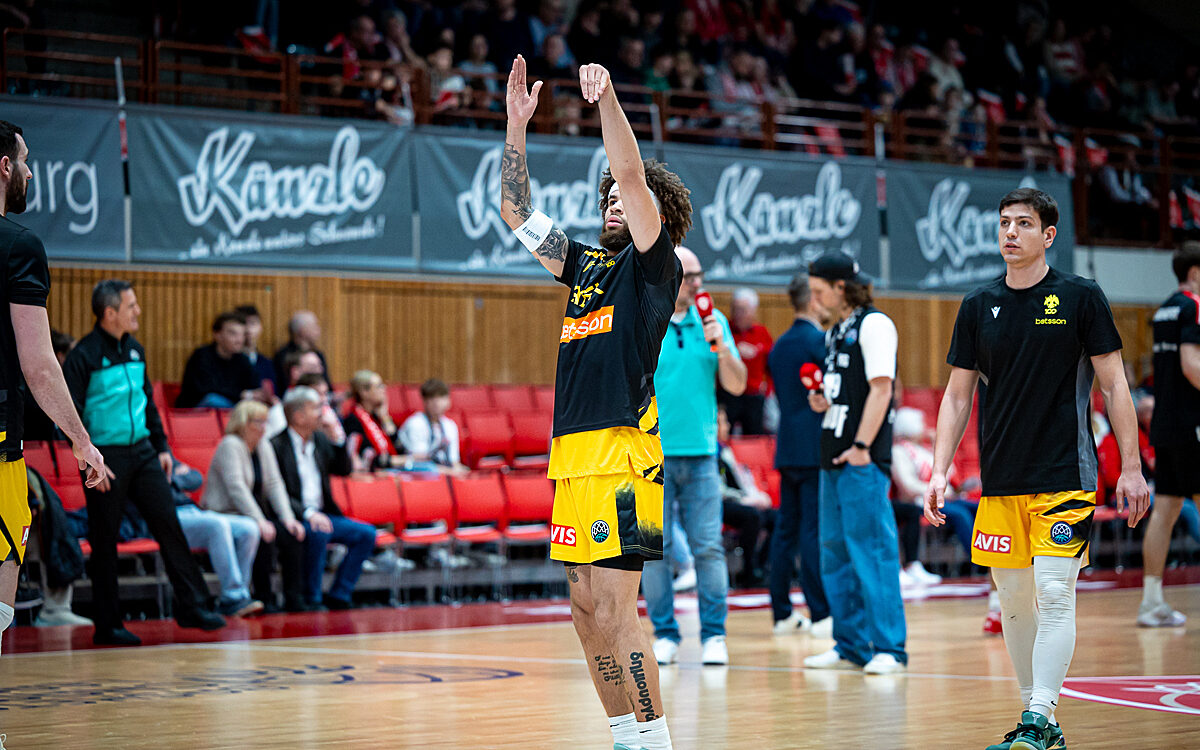 20250304 Wue Baskets Athen 2 20250304 Wue Baskets Athen 2