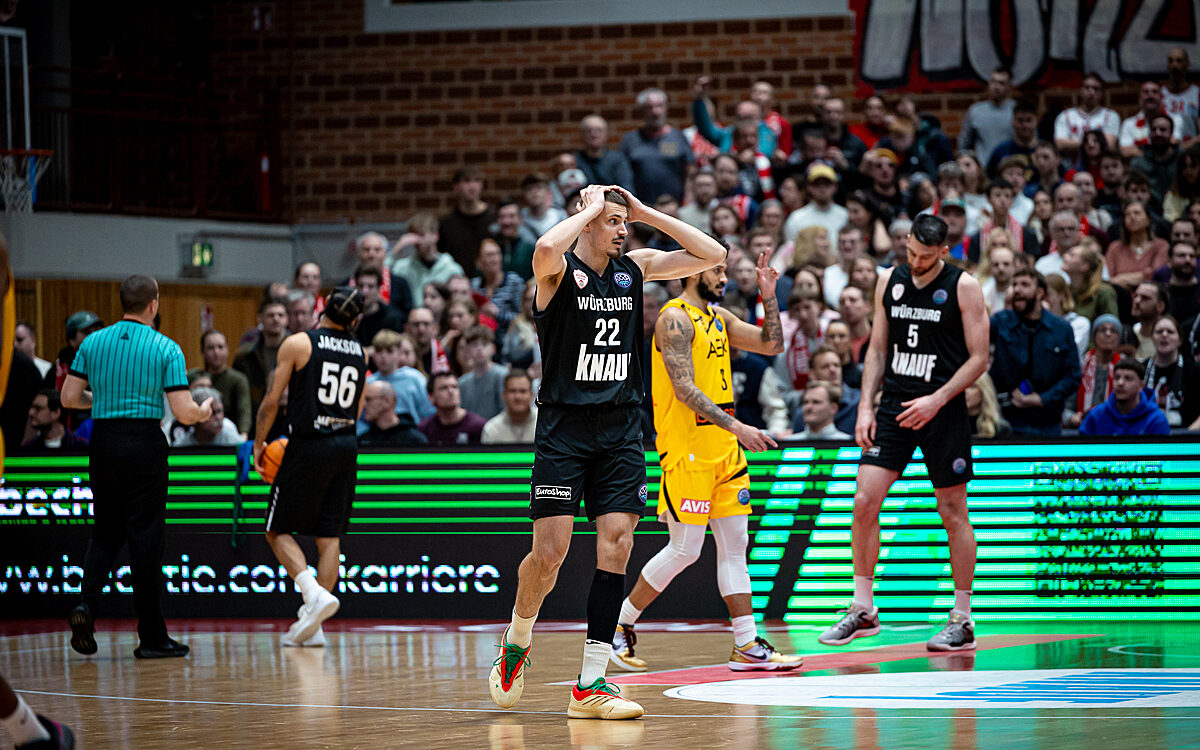 20250304 Wue Baskets Athen 31 20250304 Wue Baskets Athen 31