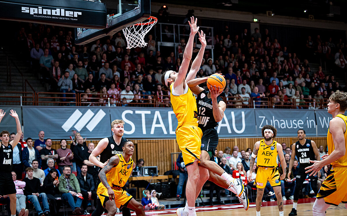 20250304 Wue Baskets Athen 36 20250304 Wue Baskets Athen 36