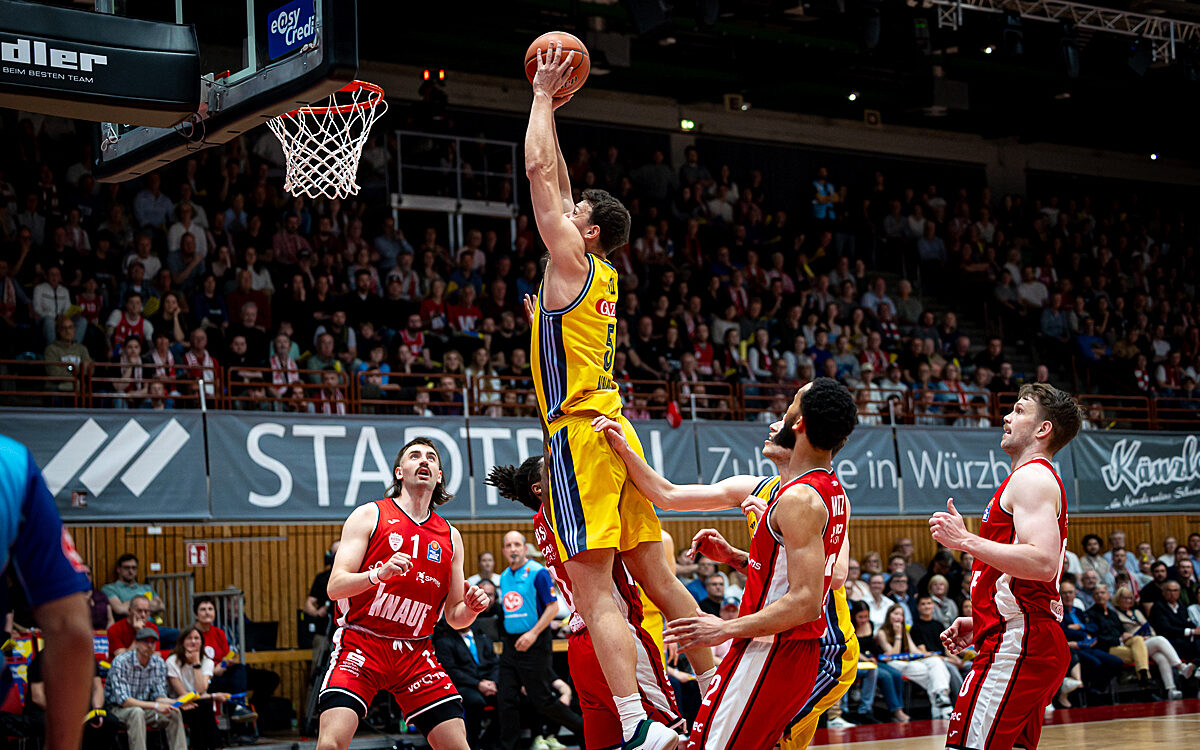 20250423 Wuerzburg Alba Berlin 16 20250423 Wuerzburg Alba Berlin 16