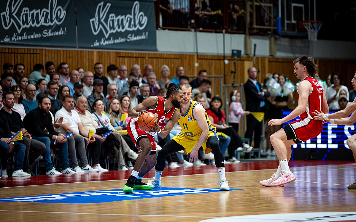 20250423 Wuerzburg Alba Berlin 21 20250423 Wuerzburg Alba Berlin 21