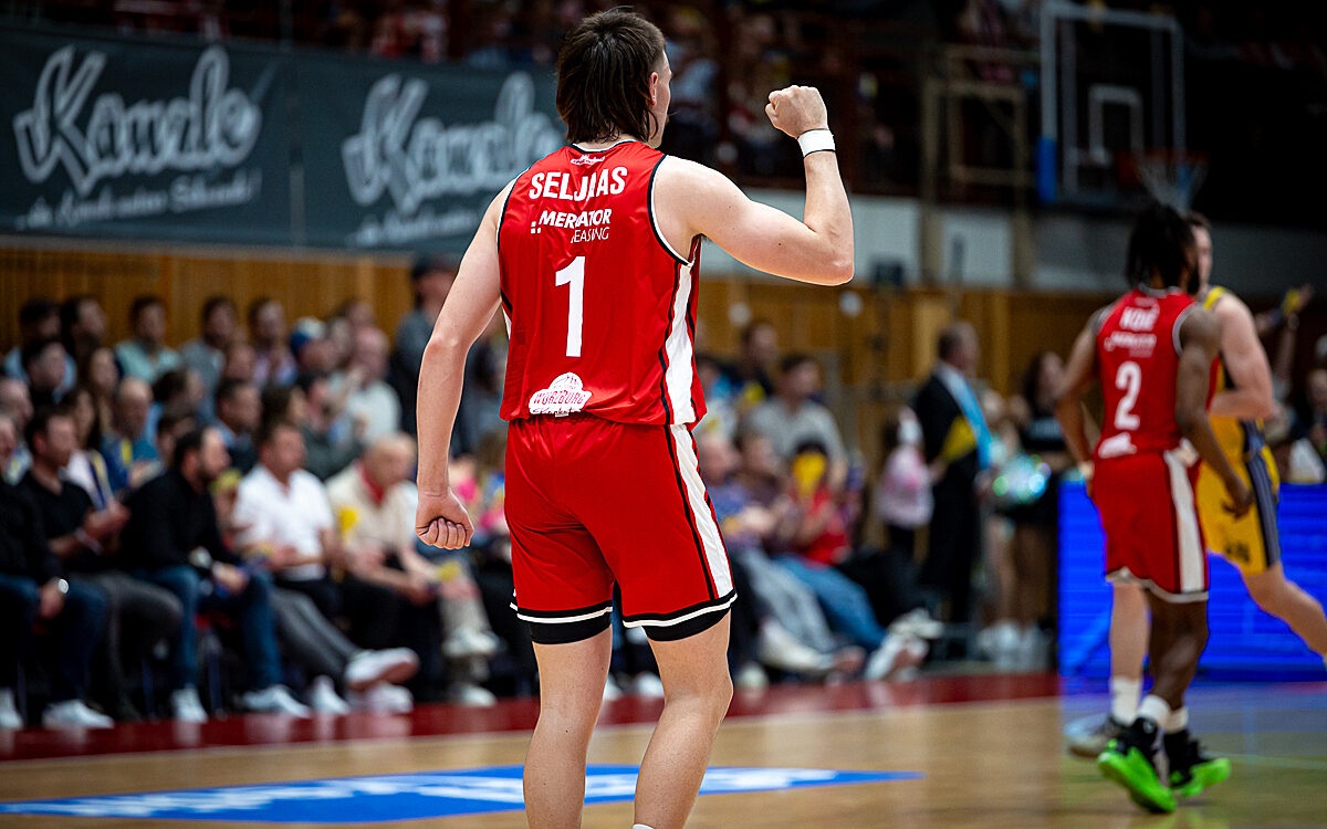 20250423 Wuerzburg Alba Berlin 37 20250423 Wuerzburg Alba Berlin 37