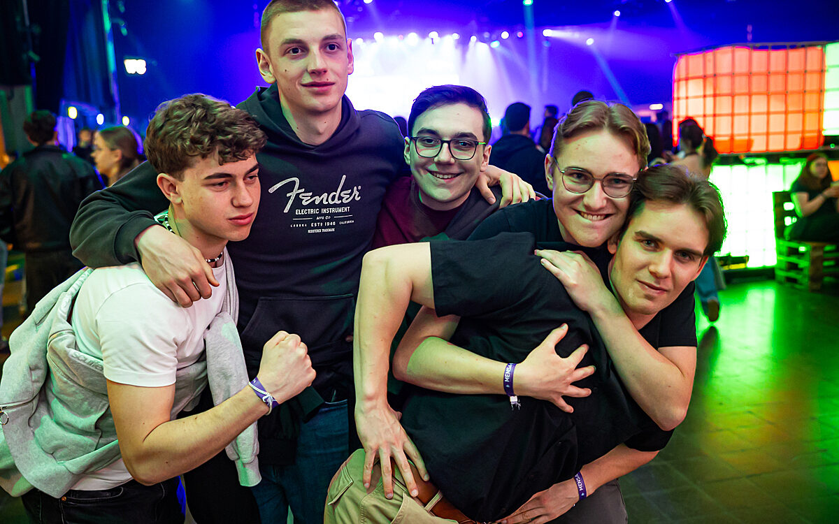 20250424 Mensa Party 20 20250424 Mensa Party 20