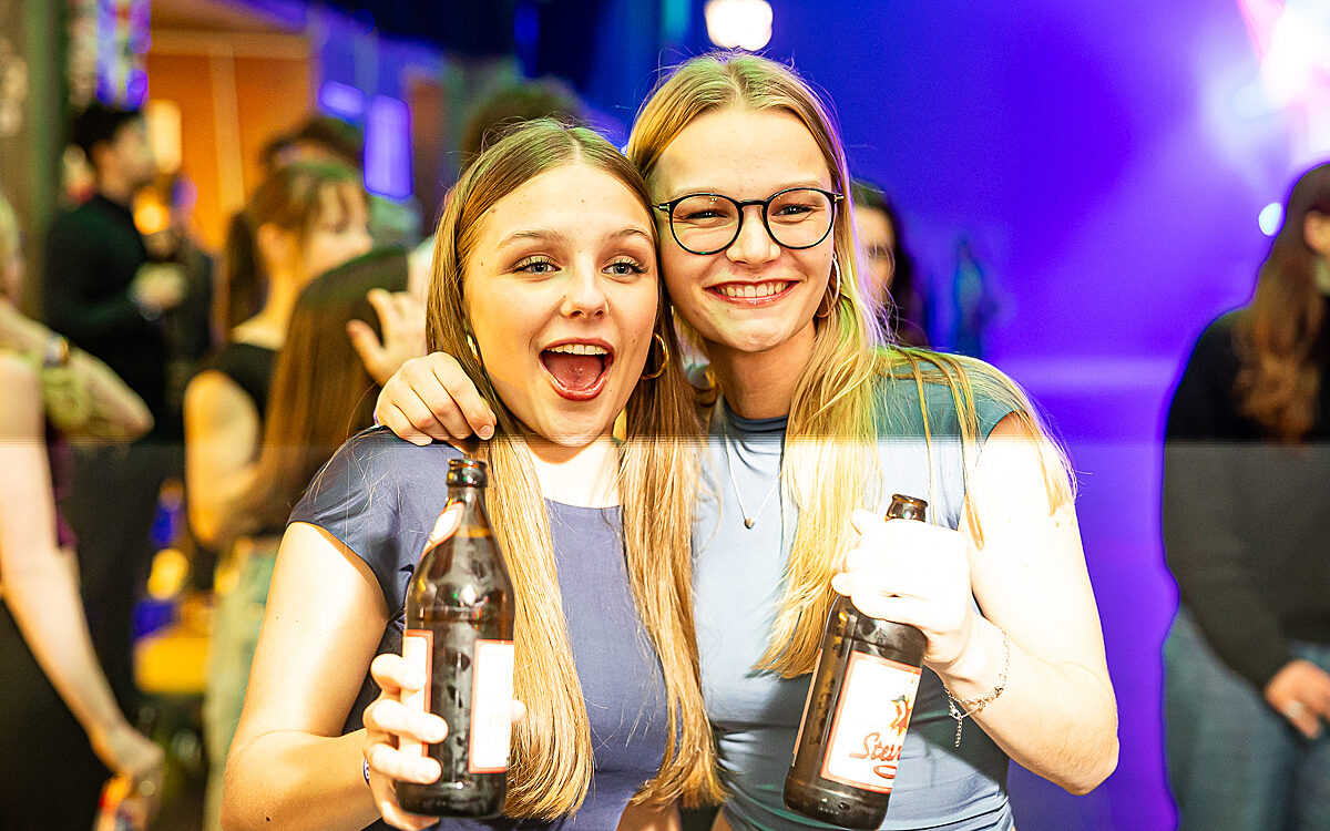 20250424 Mensa Party 8 20250424 Mensa Party 8