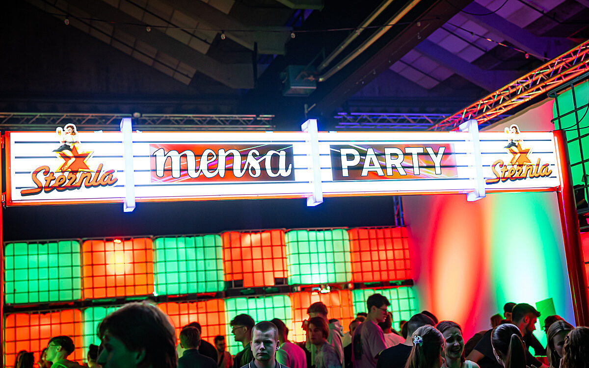 20250425 Mensa Party 39 20250425 Mensa Party 39