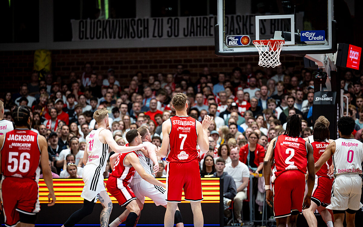 20250426 Wuerzburg Bonn 16 20250426 Wuerzburg Bonn 16