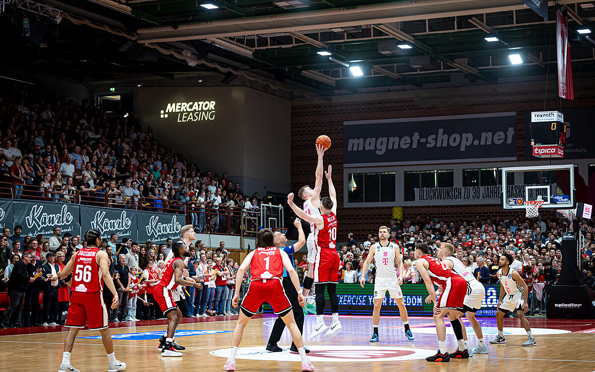 20250426 Wuerzburg Bonn 5 20250426 Wuerzburg Bonn 5