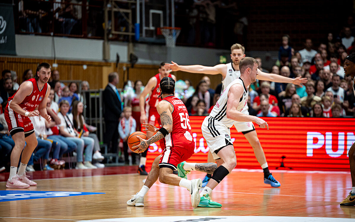 20250426 Wuerzburg Bonn 7 20250426 Wuerzburg Bonn 7