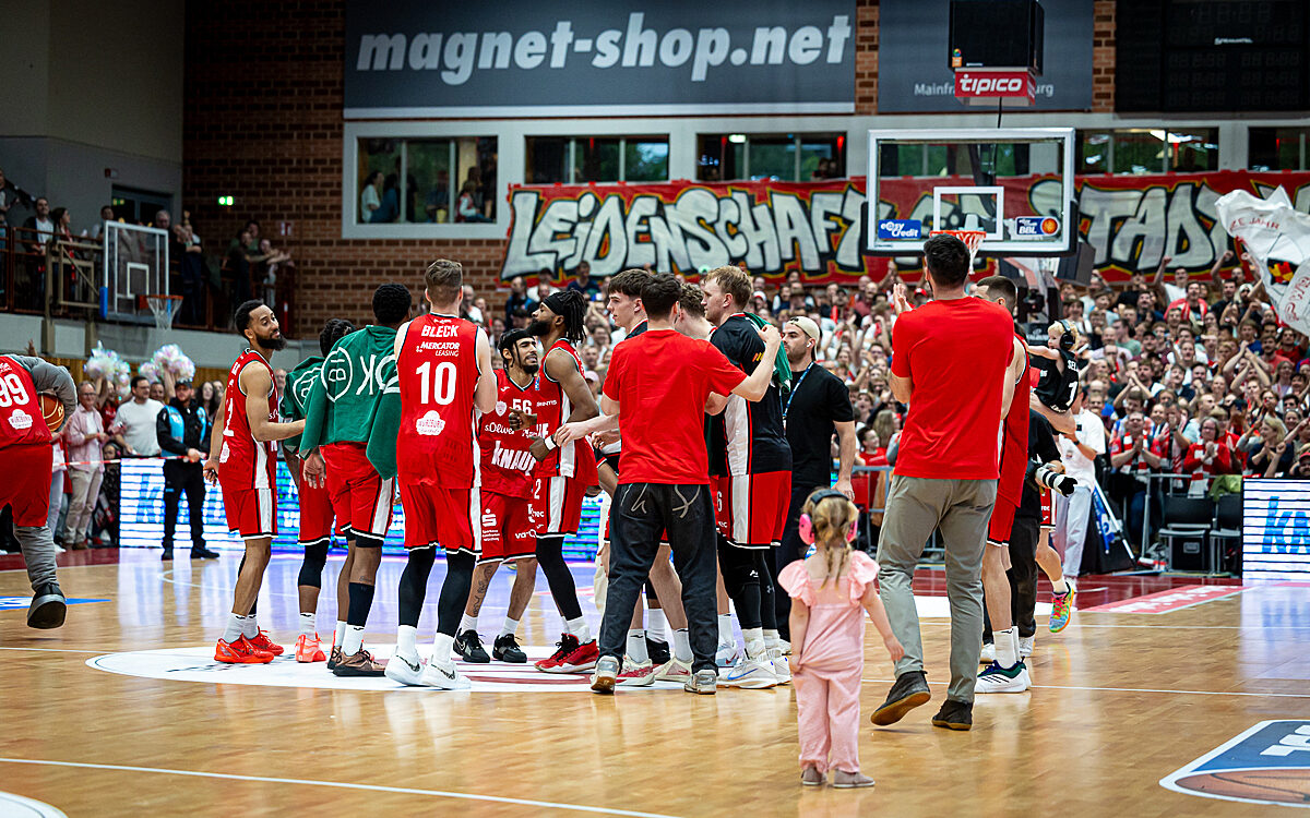 20250521 Wuerzburg Braunschweig 86 20250521 Wuerzburg Braunschweig 86