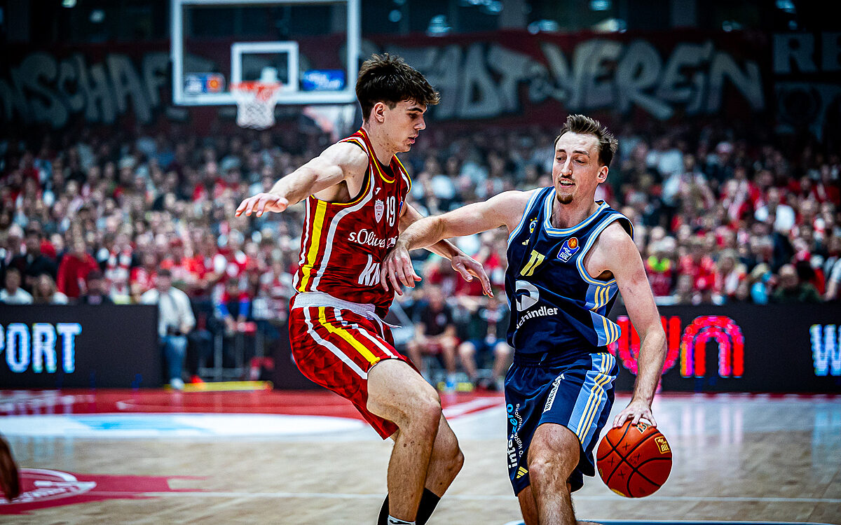 20251011 Wuerzburg Alba Berlin 21 20251011 Wuerzburg Alba Berlin 21