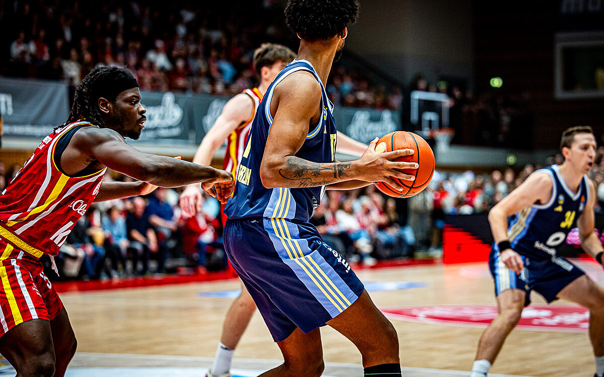 20251011 Wuerzburg Alba Berlin 27 20251011 Wuerzburg Alba Berlin 27