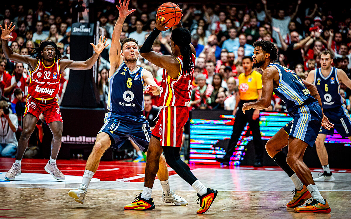 20251011 Wuerzburg Alba Berlin 32 20251011 Wuerzburg Alba Berlin 32