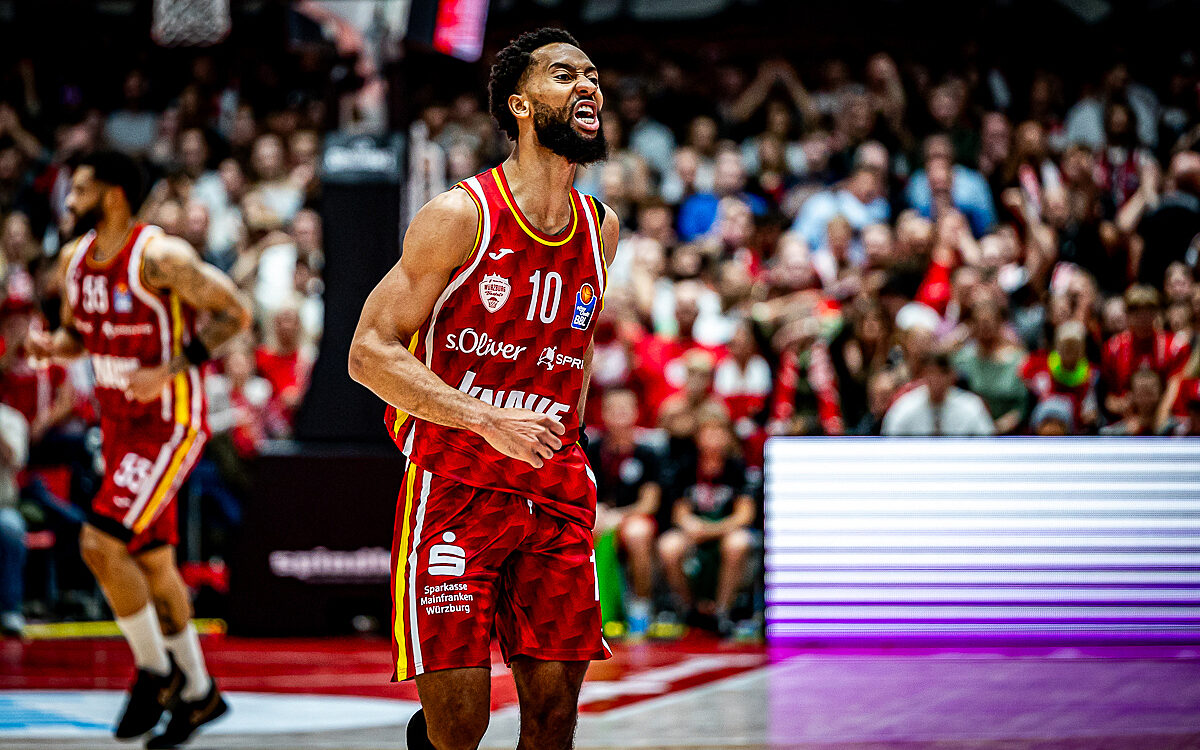 20251011 Wuerzburg Alba Berlin 45 20251011 Wuerzburg Alba Berlin 45