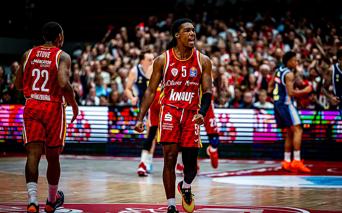 20251011 Wuerzburg Alba Berlin 51 20251011 Wuerzburg Alba Berlin 51