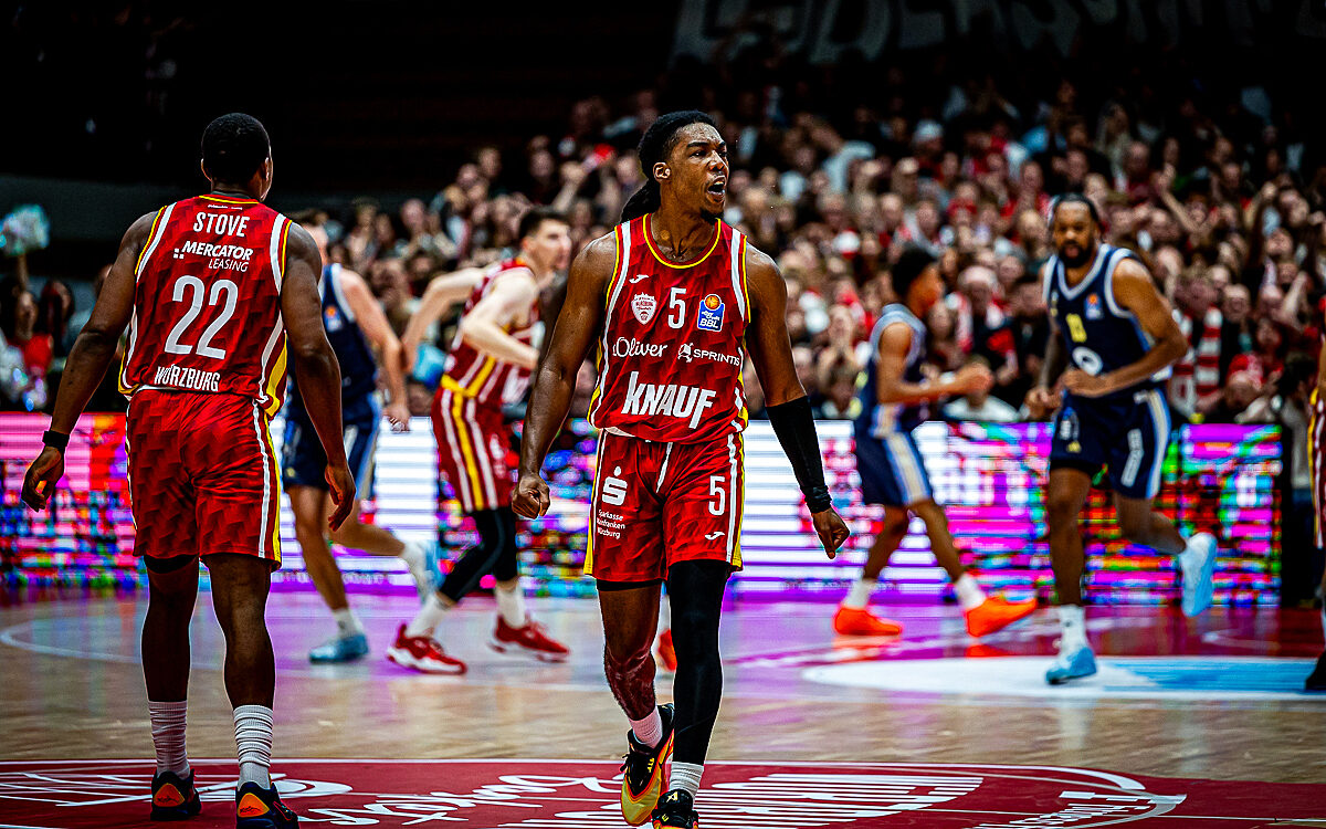 20251011 Wuerzburg Alba Berlin 52 20251011 Wuerzburg Alba Berlin 52