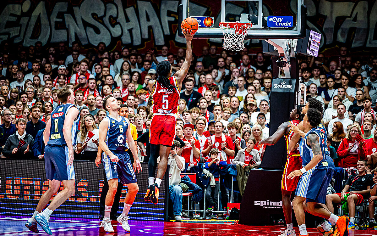 20251011 Wuerzburg Alba Berlin 56 20251011 Wuerzburg Alba Berlin 56