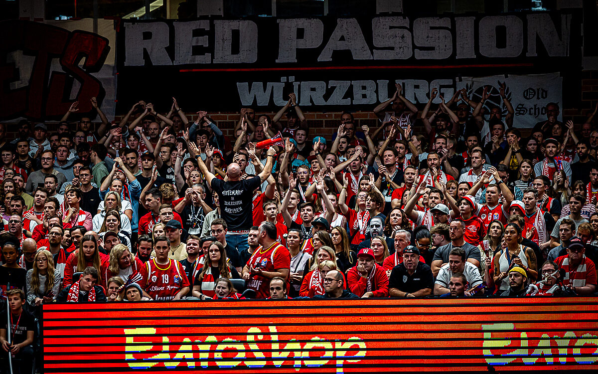 20251031 Wuerzburg Jena 15 20251031 Wuerzburg Jena 15